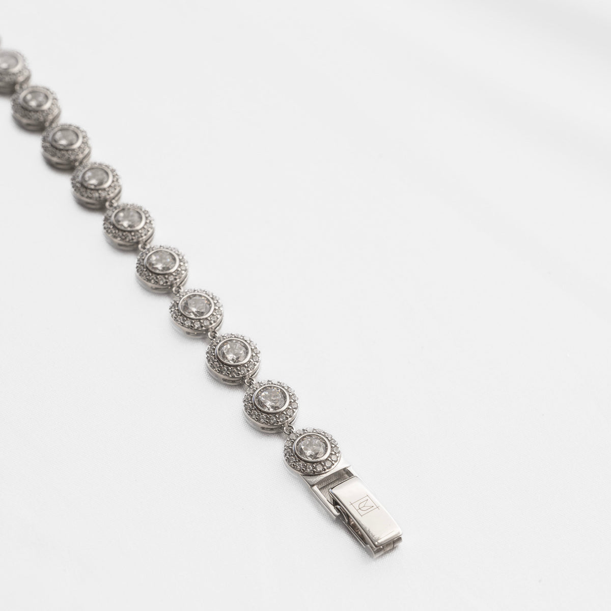 Luna Infinite Link Bracelet