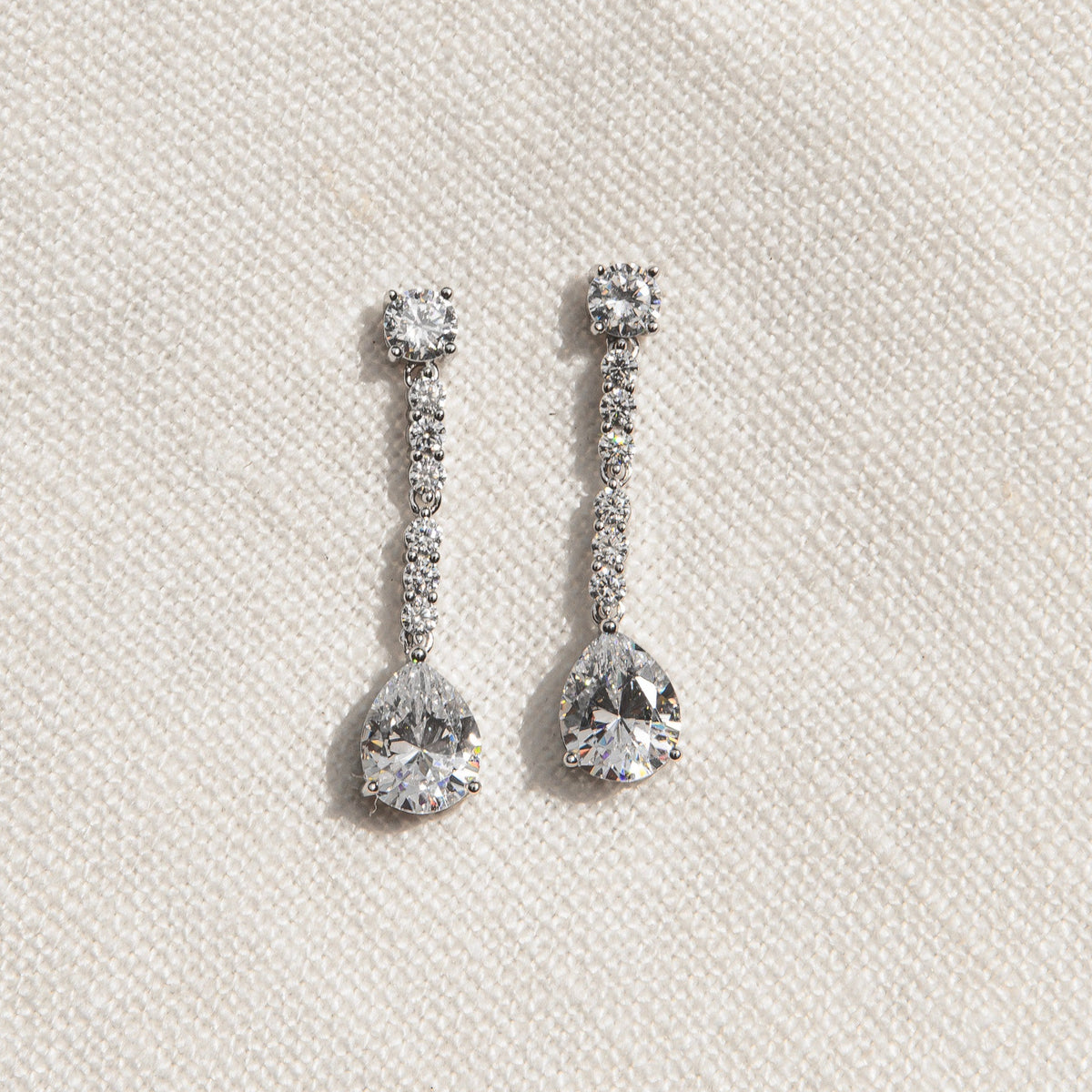 Lumière Beam Earrings