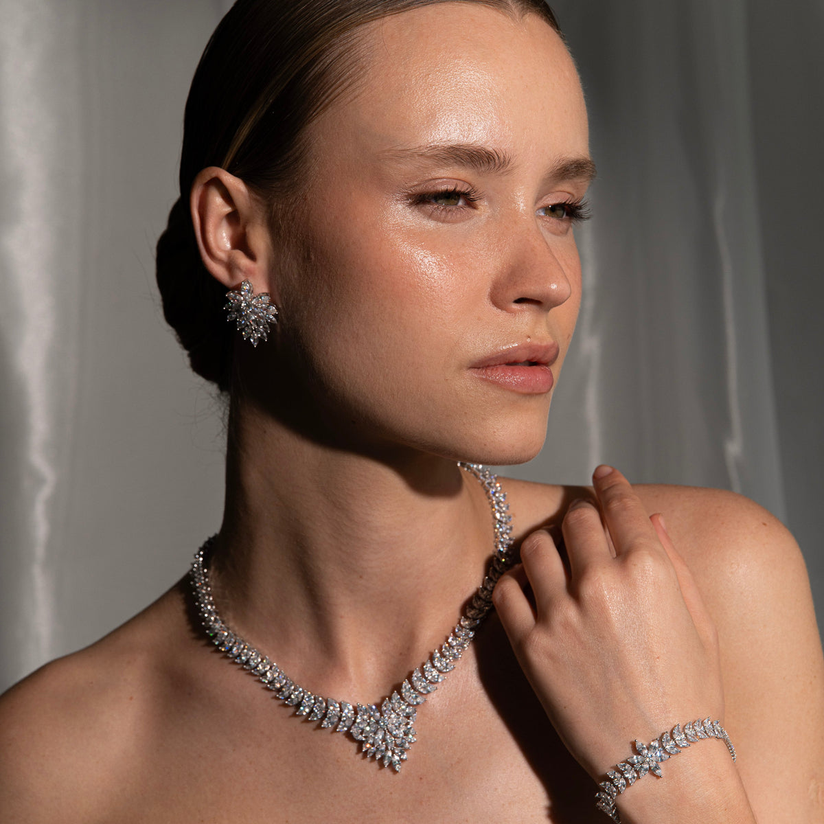 Flare "V" Necklace
